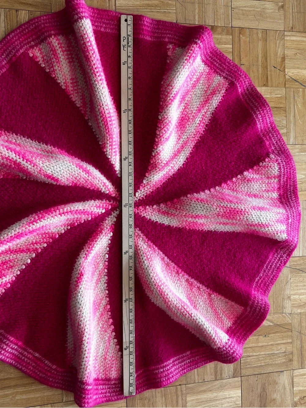 Vintage Handmade Crochet Tree Skirt Pink White Retro Christmas Decor 60s MCM Mod
